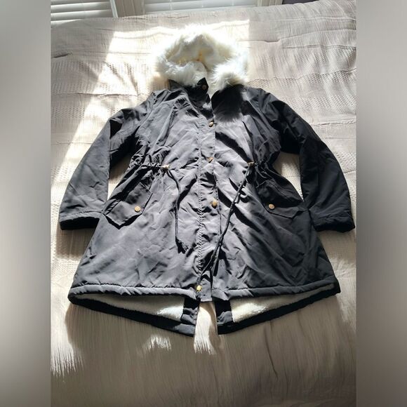 Winter Jacket - Picture 1 of 4